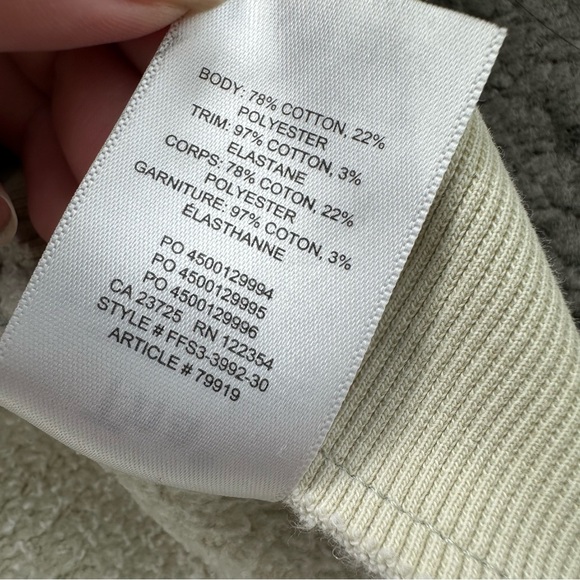 TNA Boyfriend Cropped sweatshirt - Picture 4 of 10